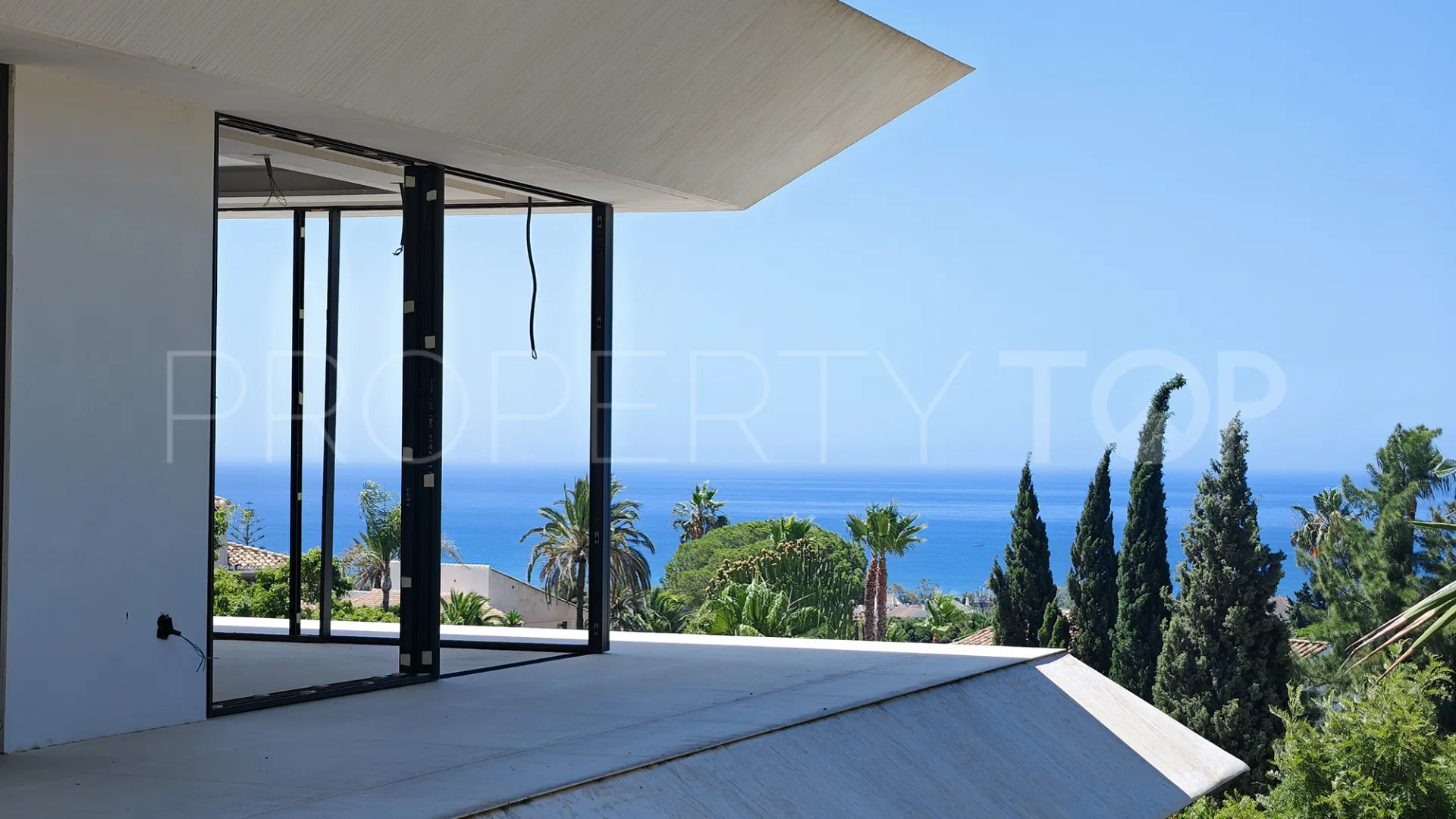 6 bedrooms villa in Hacienda las Chapas for sale