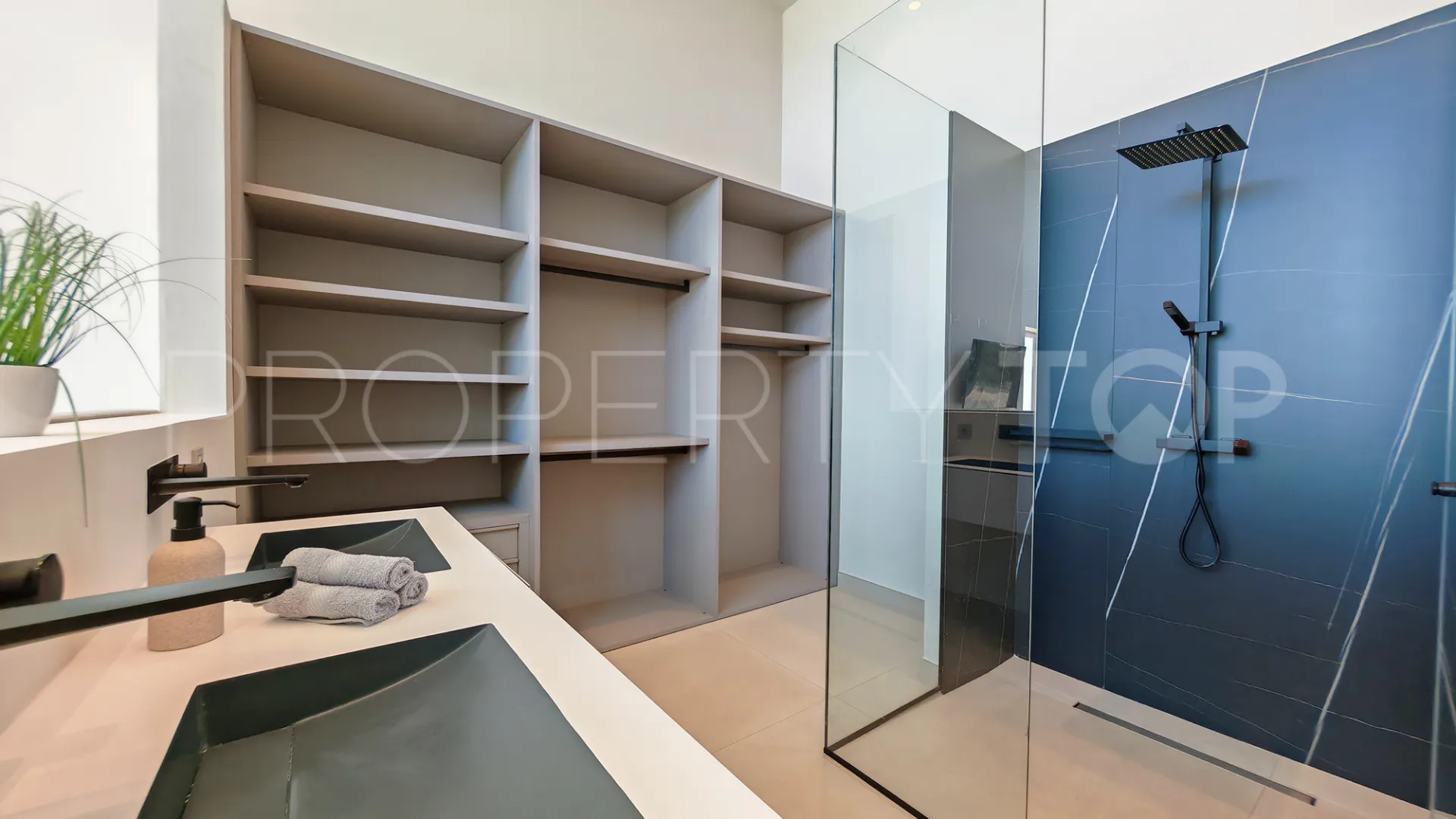 Los Altos de los Monteros 4 bedrooms villa for sale