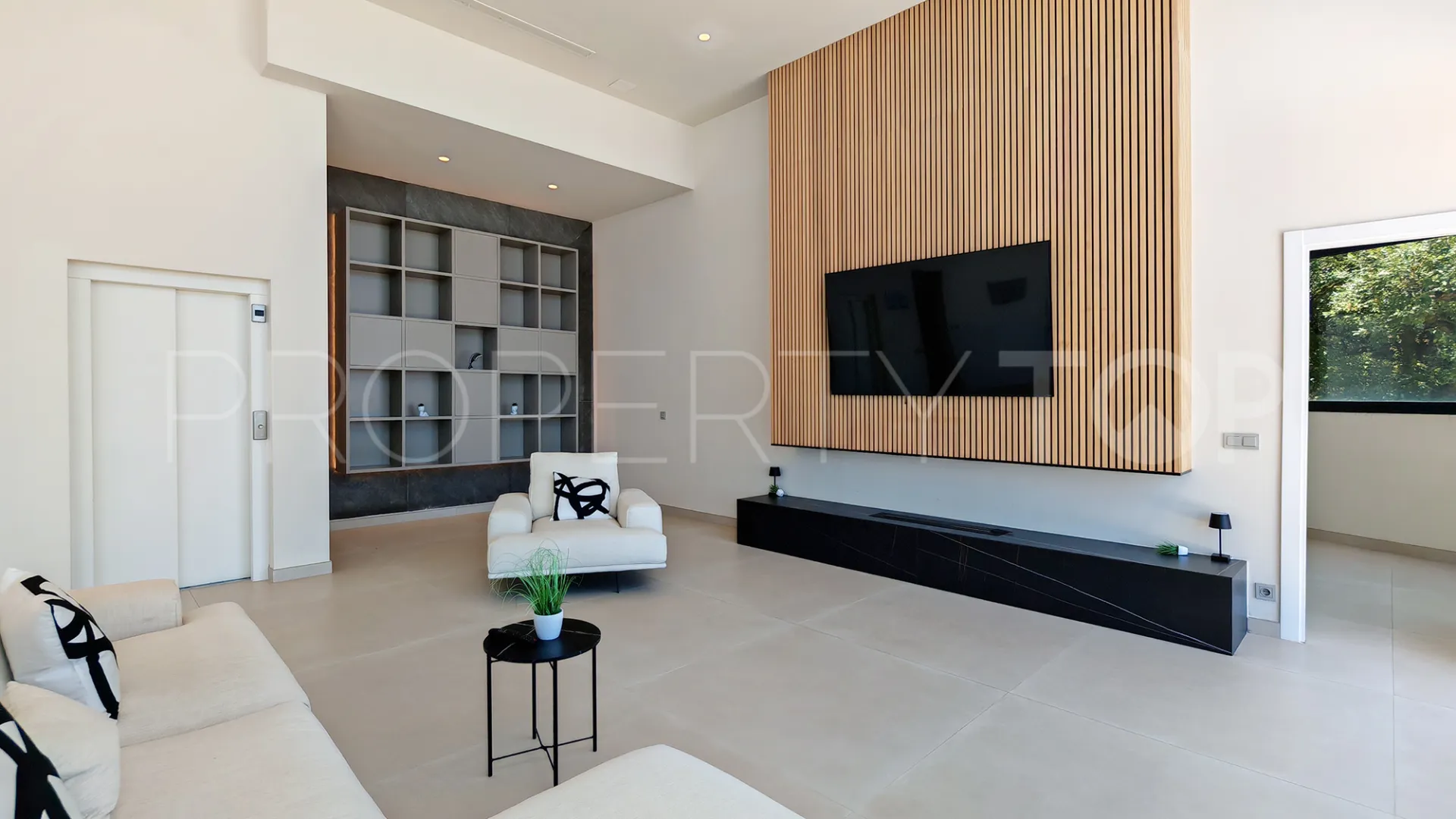 Los Altos de los Monteros 4 bedrooms villa for sale