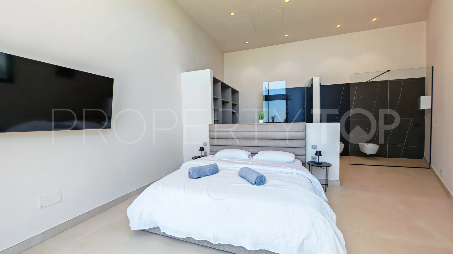 Los Altos de los Monteros 4 bedrooms villa for sale