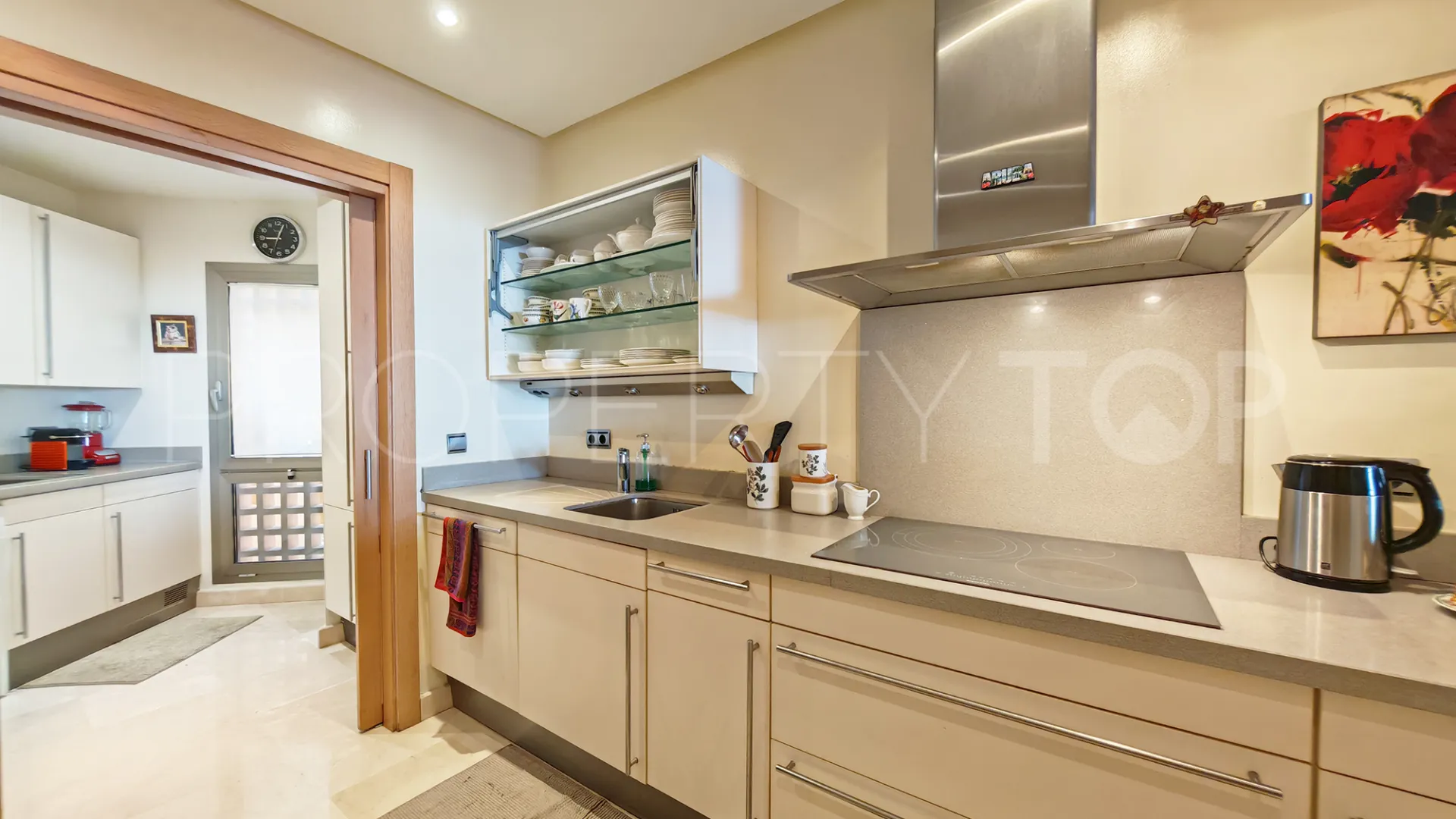 Se vende apartamento con 3 dormitorios en Sierra Blanca