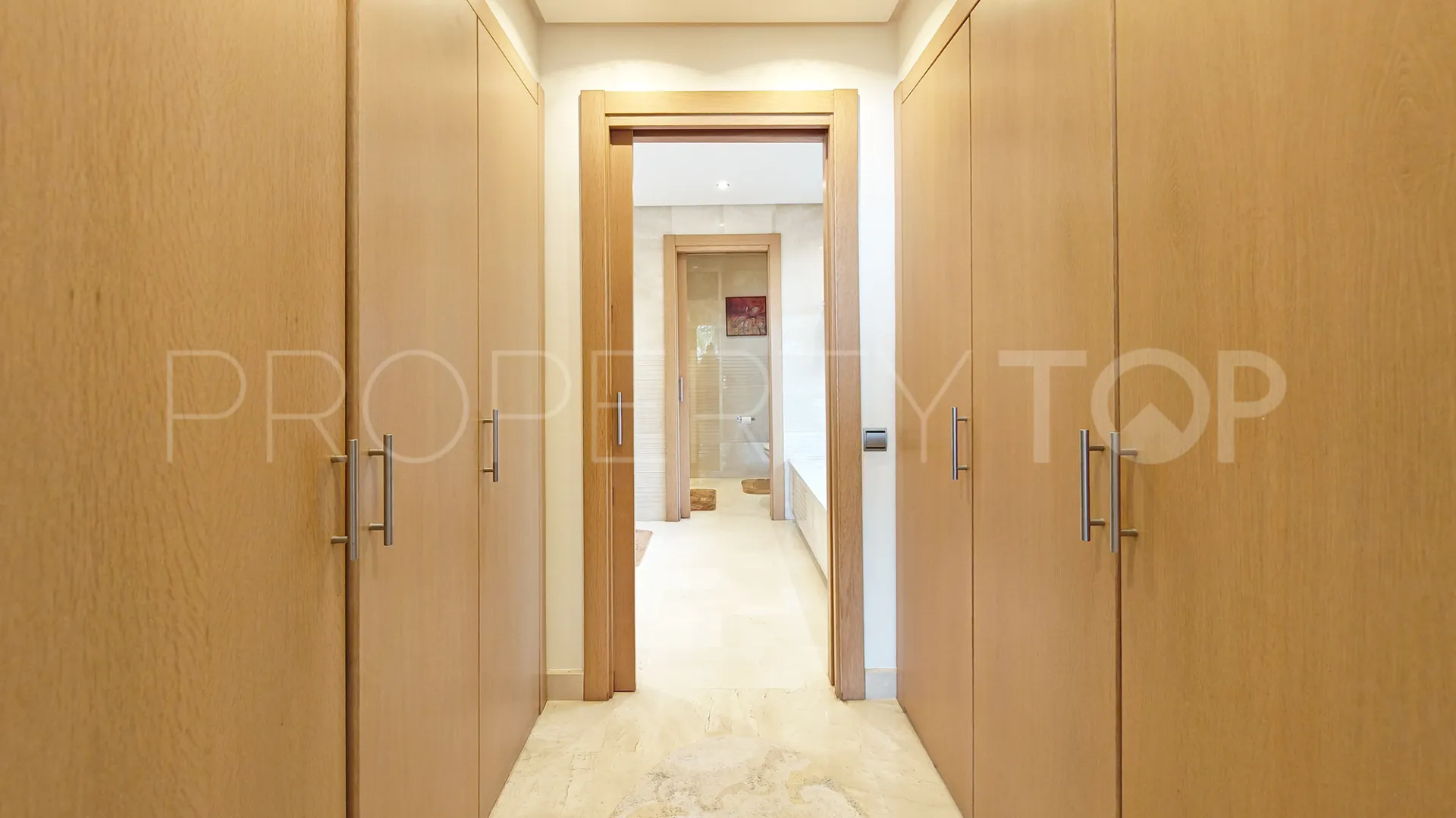 Se vende apartamento con 3 dormitorios en Sierra Blanca