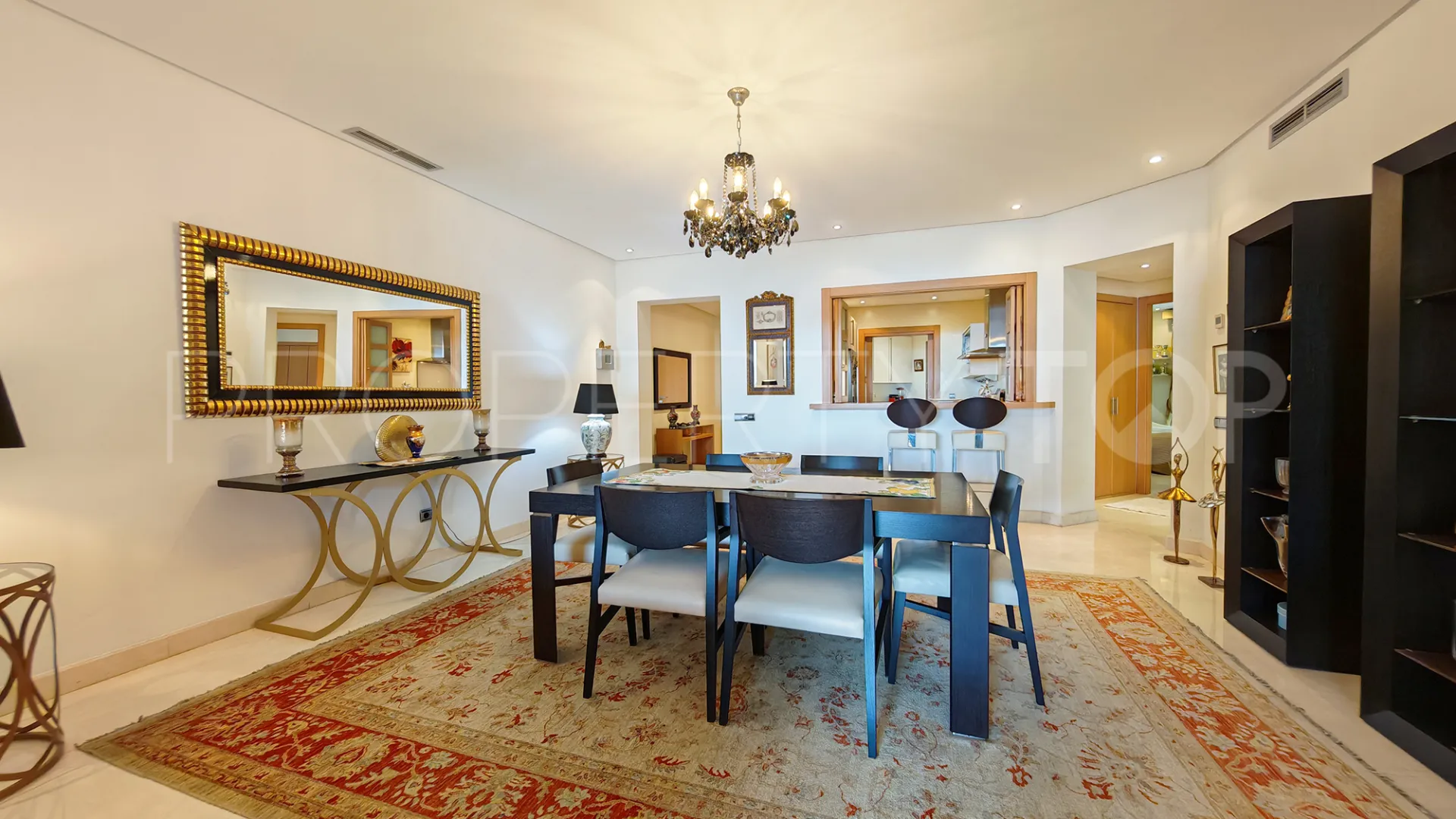 Se vende apartamento con 3 dormitorios en Sierra Blanca