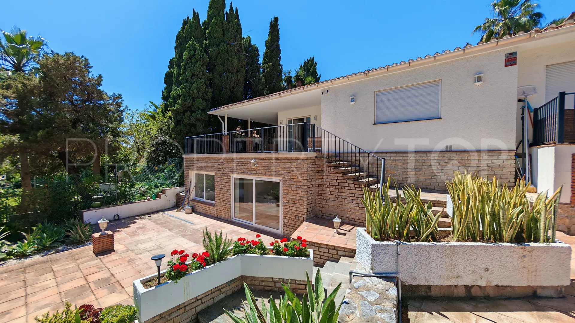 Villa a la venta en Marbesa