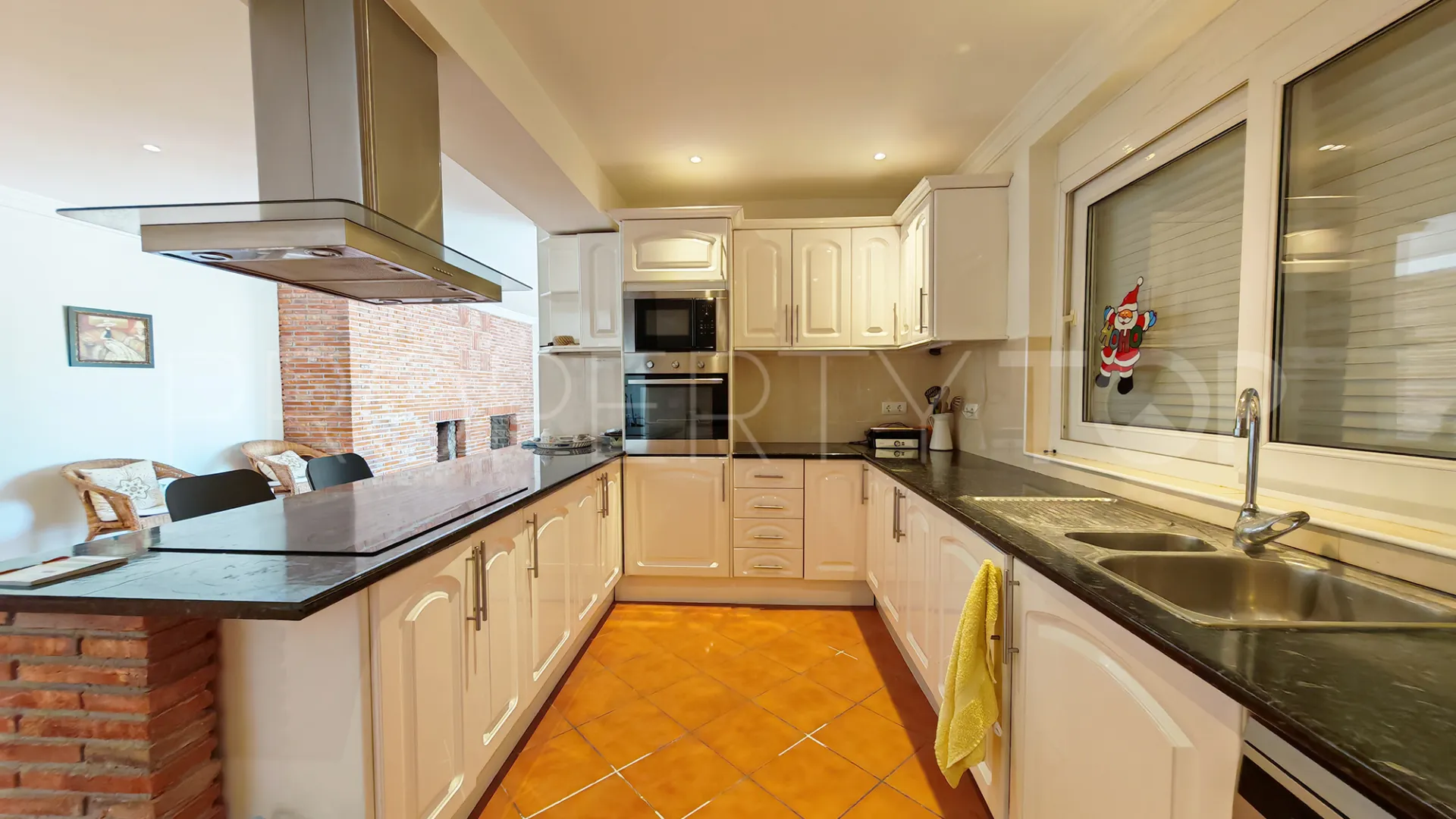 Villa a la venta en Marbesa