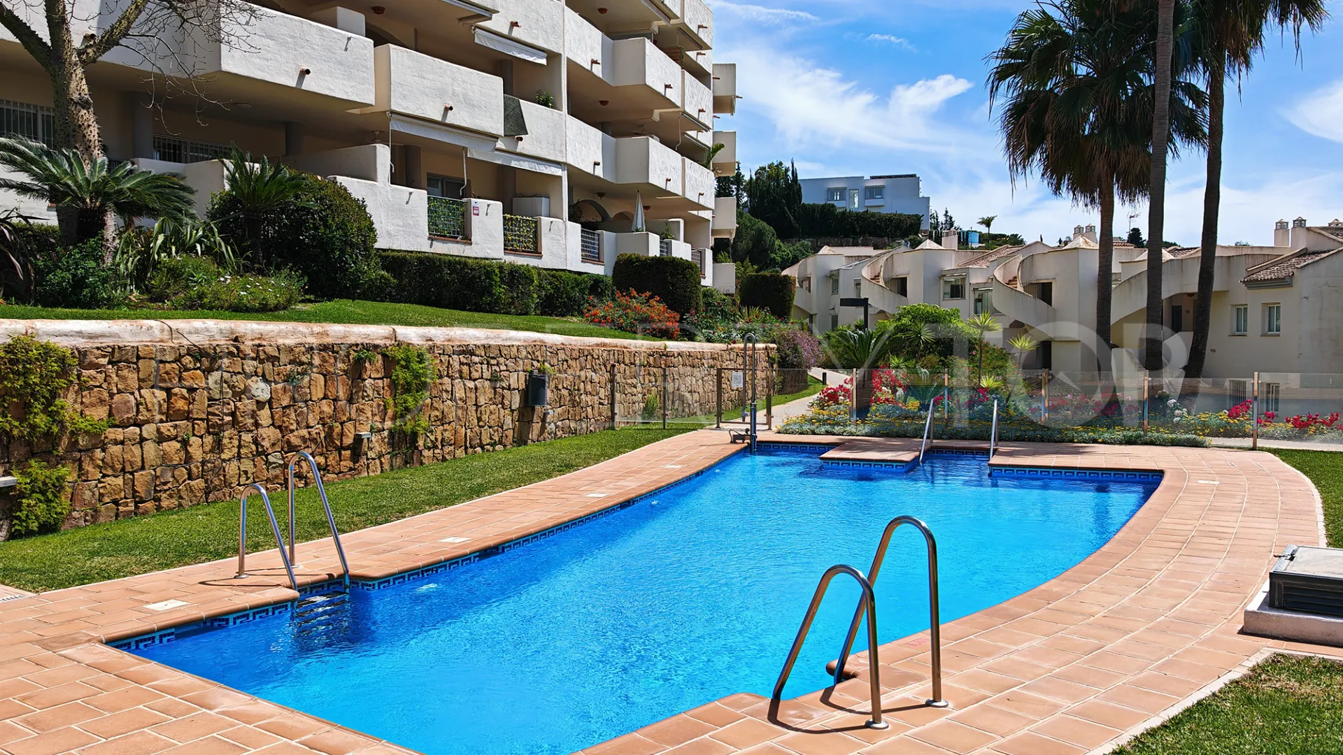 Elviria, apartamento planta baja con 2 dormitorios a la venta