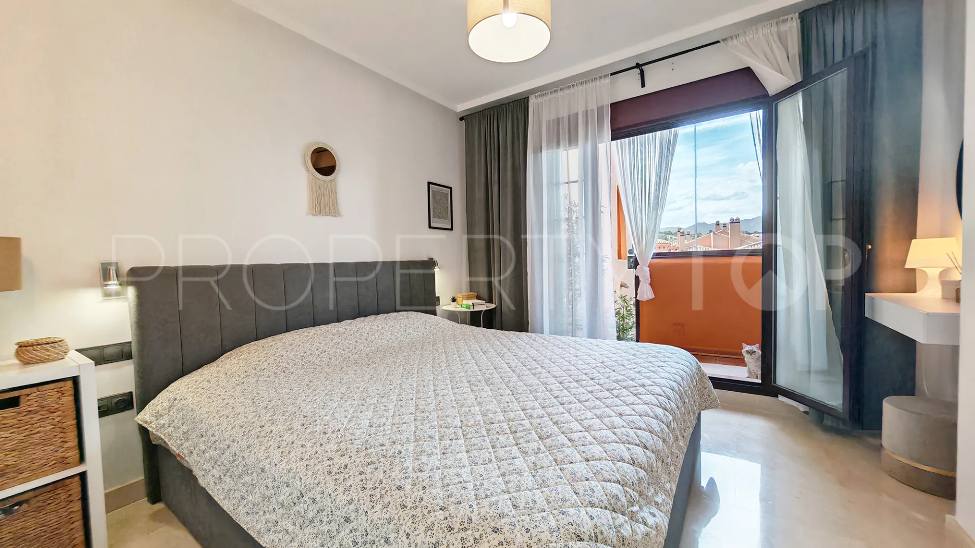 2 bedrooms ground floor apartment for sale in El Soto de Marbella