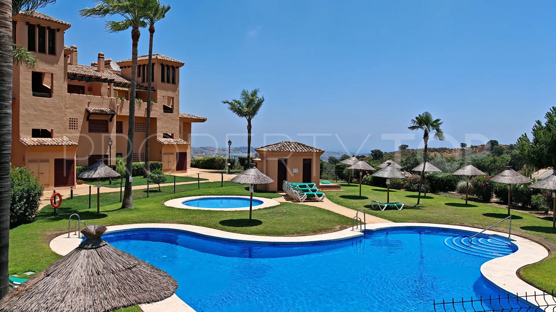 2 bedrooms ground floor apartment for sale in El Soto de Marbella