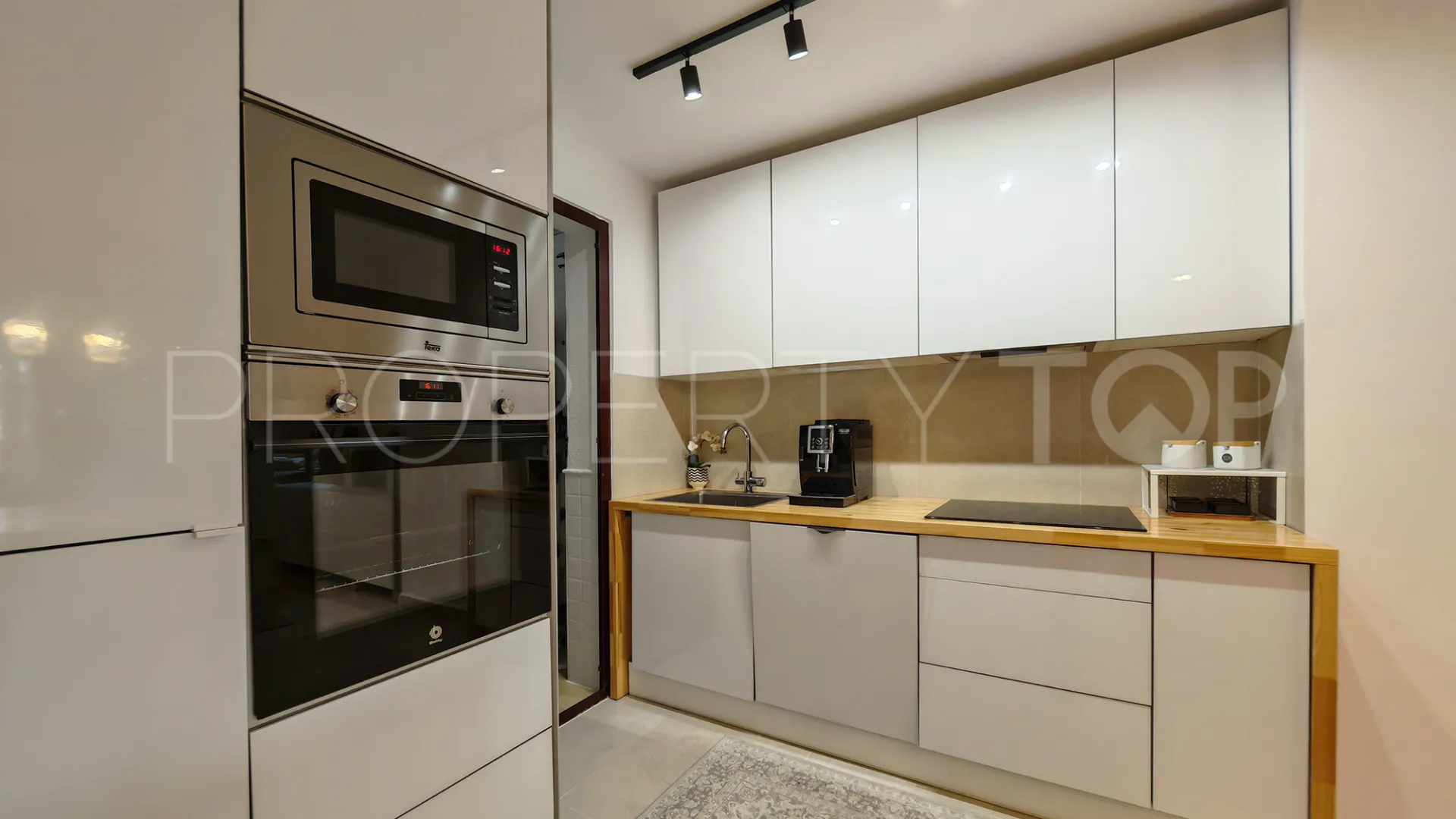 2 bedrooms ground floor apartment for sale in El Soto de Marbella