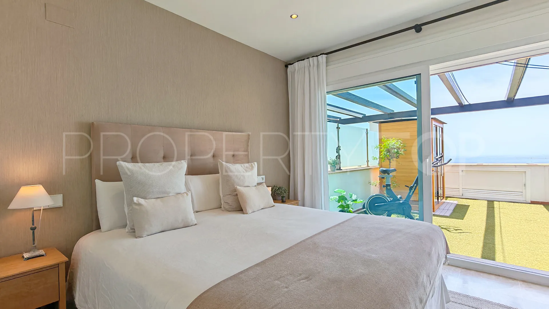 For sale duplex with 3 bedrooms in Santa Clara