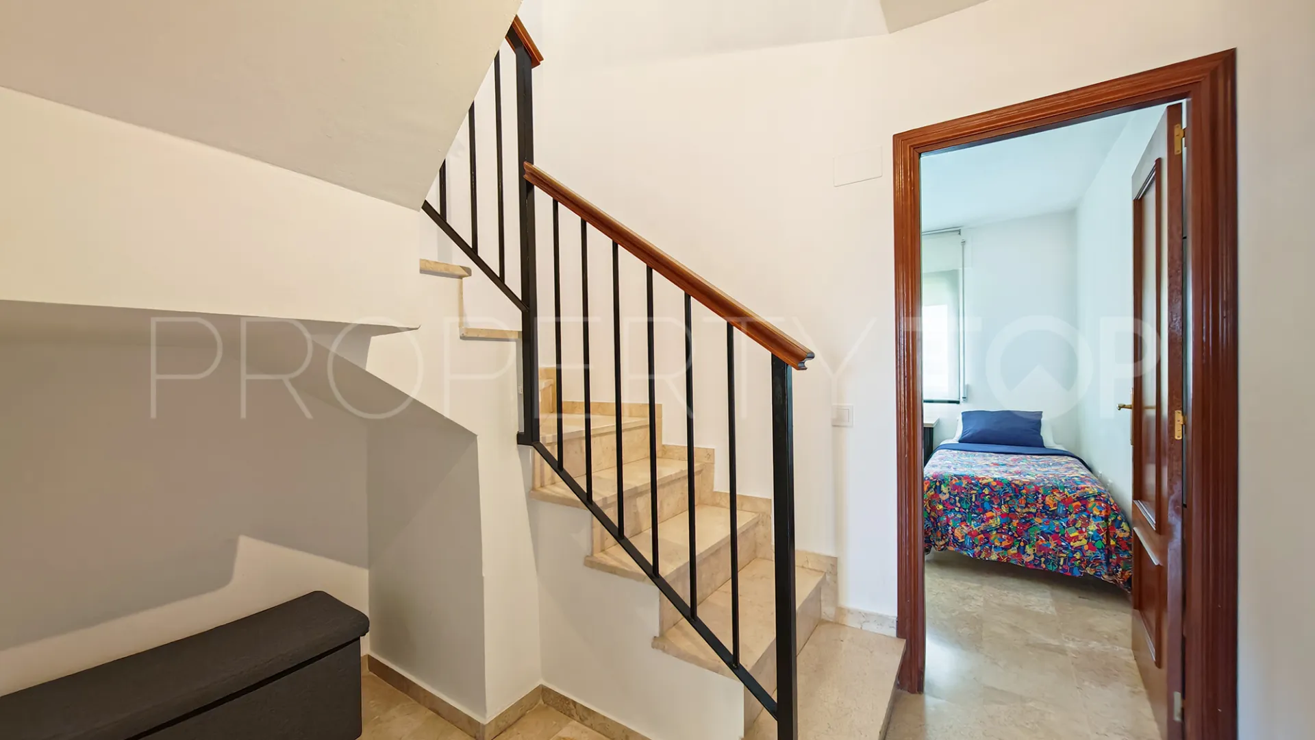 Duplex penthouse with 3 bedrooms for sale in La Resina Golf