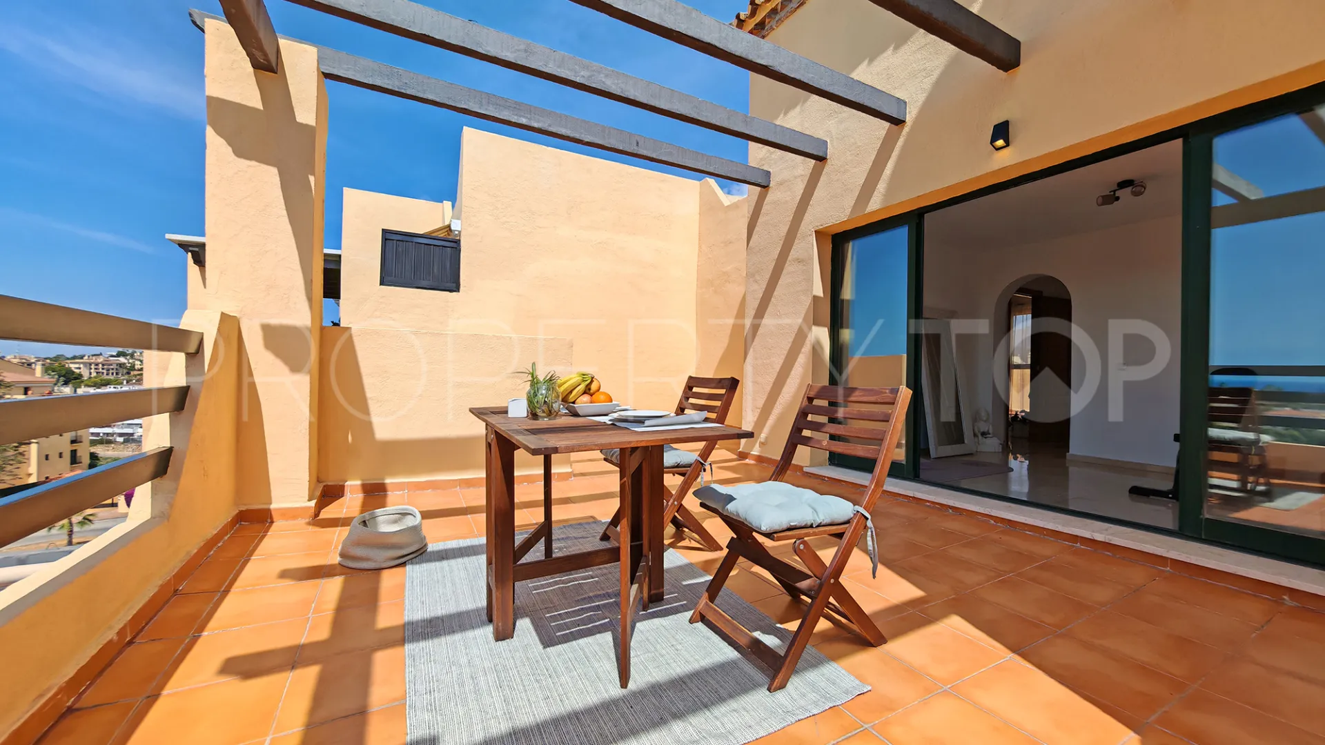 Duplex penthouse with 3 bedrooms for sale in La Resina Golf