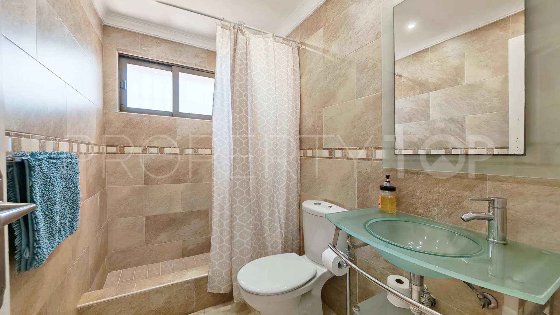 Villa en venta en El Chaparral de 4 dormitorios