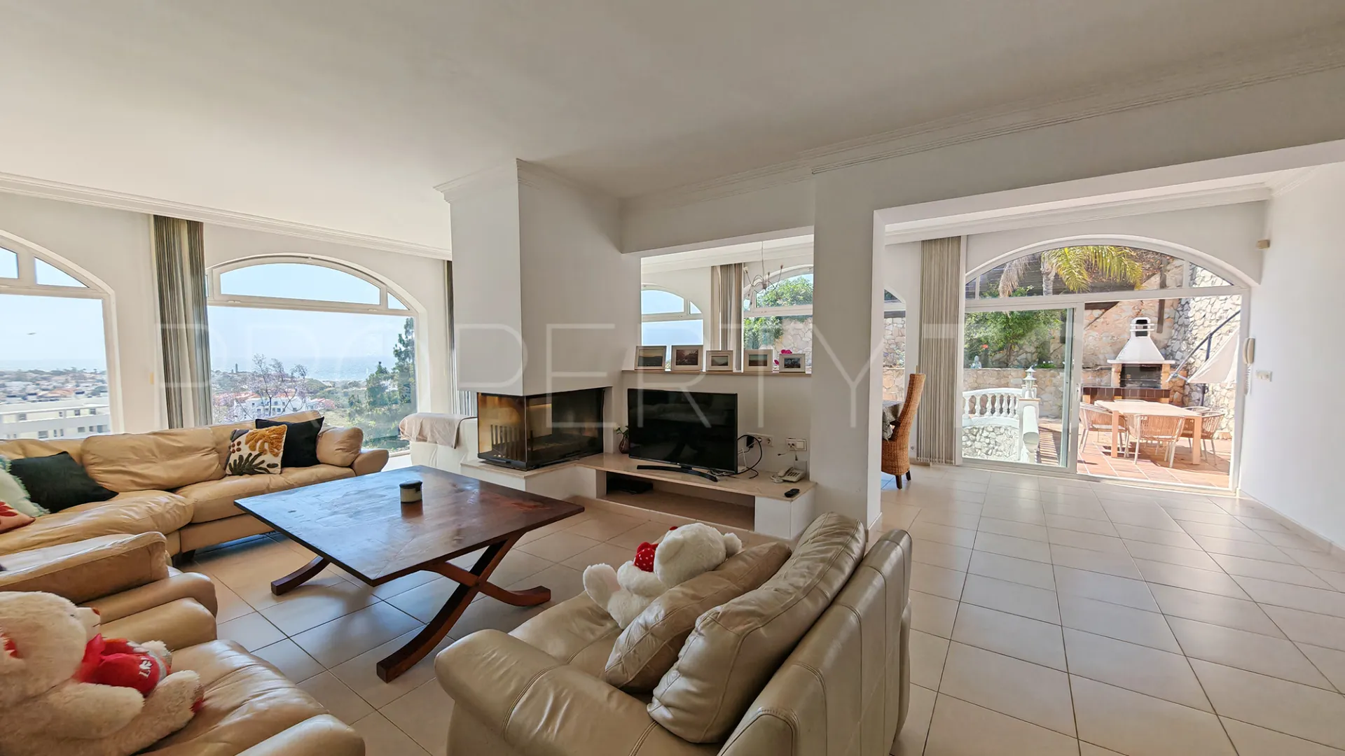 Villa en venta en El Chaparral de 4 dormitorios