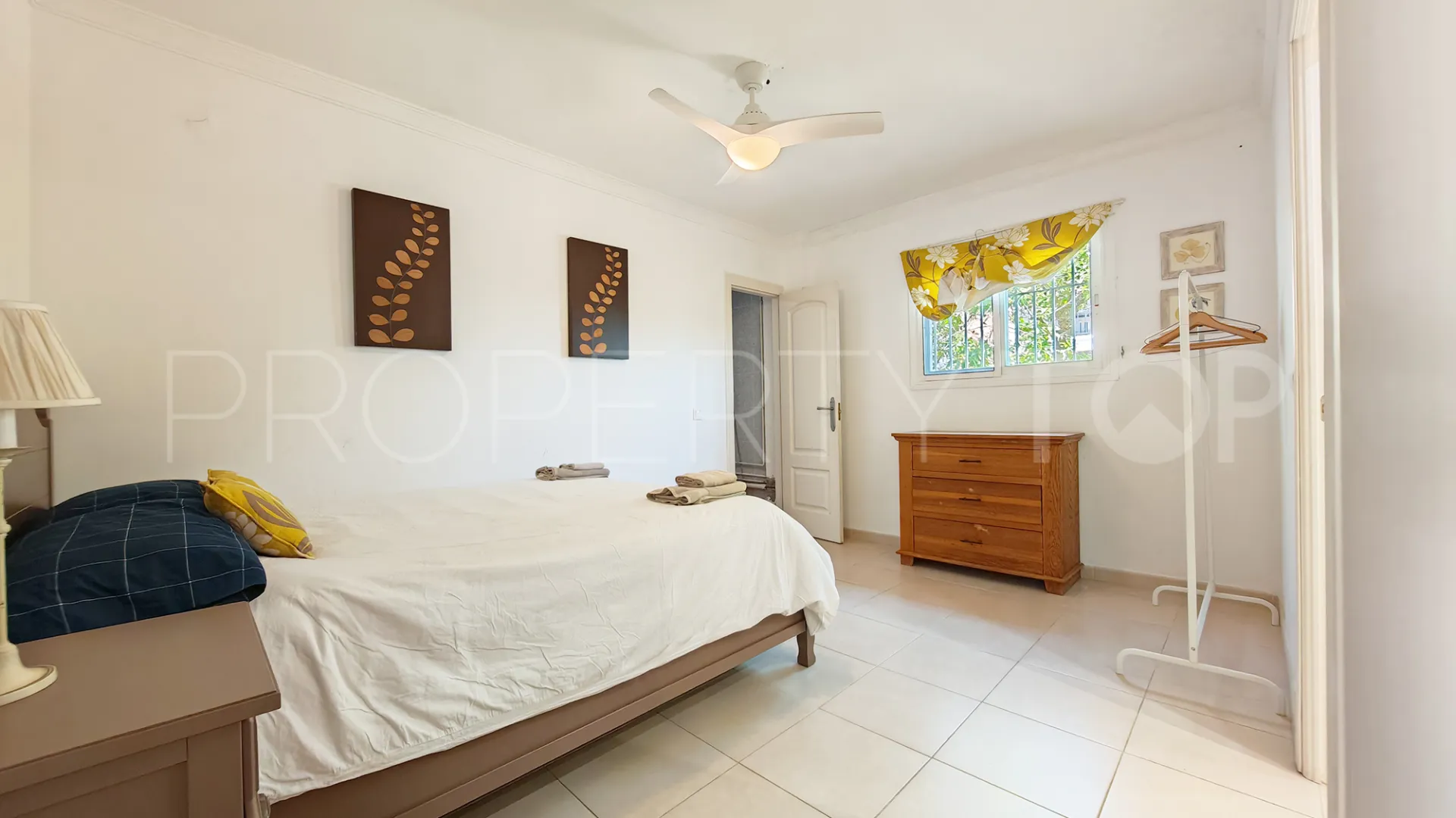 Villa en venta en El Chaparral de 4 dormitorios