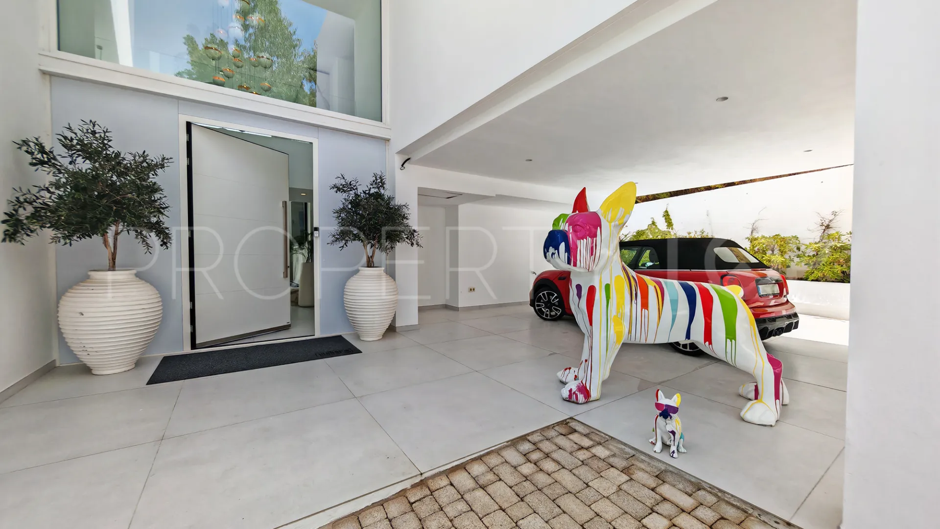 Se vende villa de 4 dormitorios en La Mairena