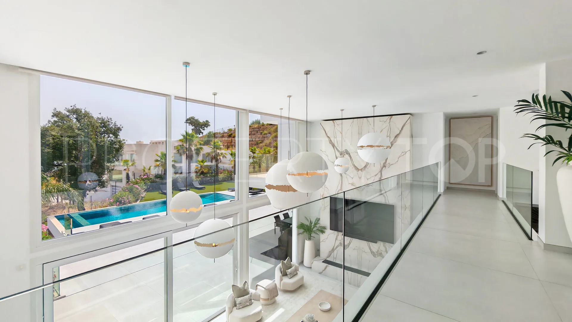 Se vende villa de 4 dormitorios en La Mairena