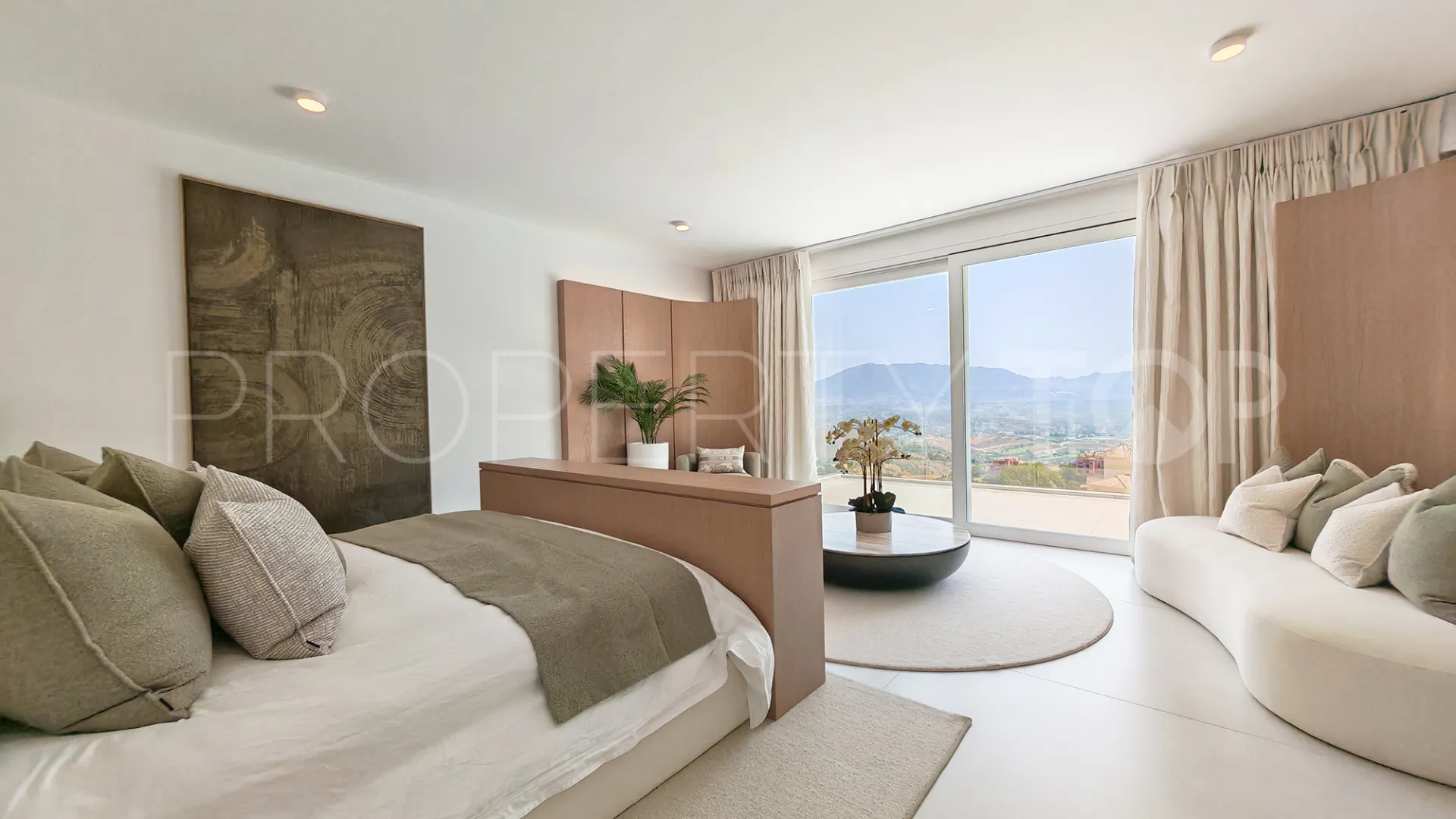 Se vende villa de 4 dormitorios en La Mairena