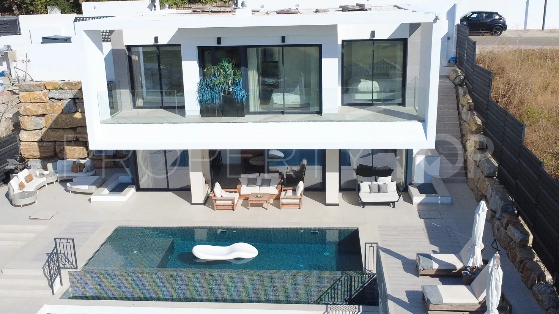 Villa en venta en Estepona