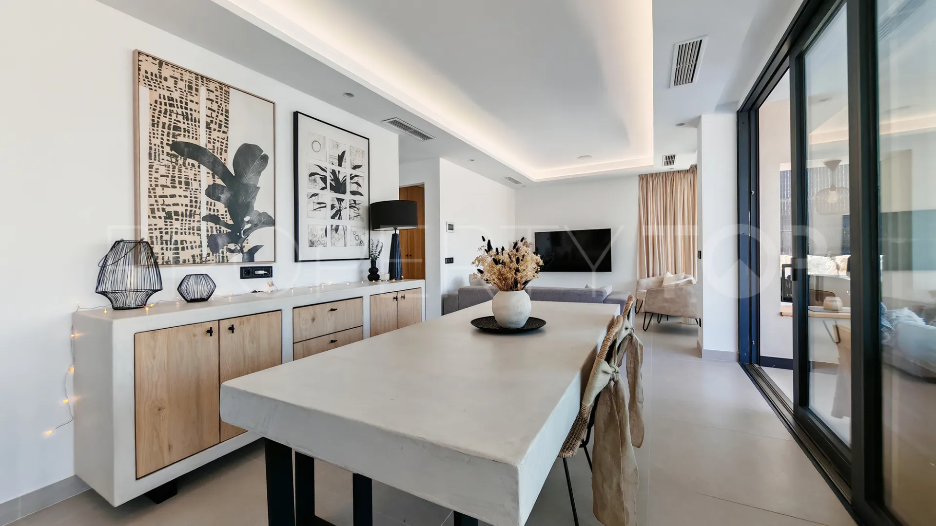 Villa en venta en Estepona
