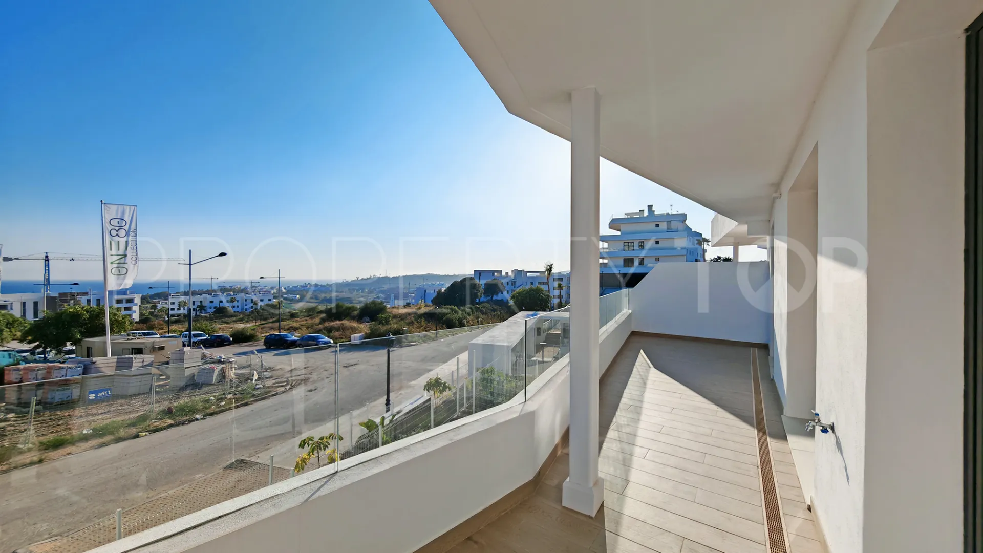 Estepona 2 bedrooms apartment for sale