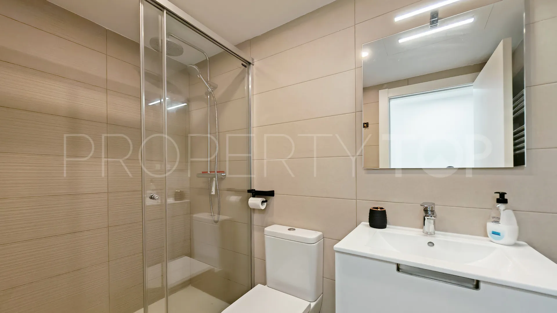 Estepona 2 bedrooms apartment for sale