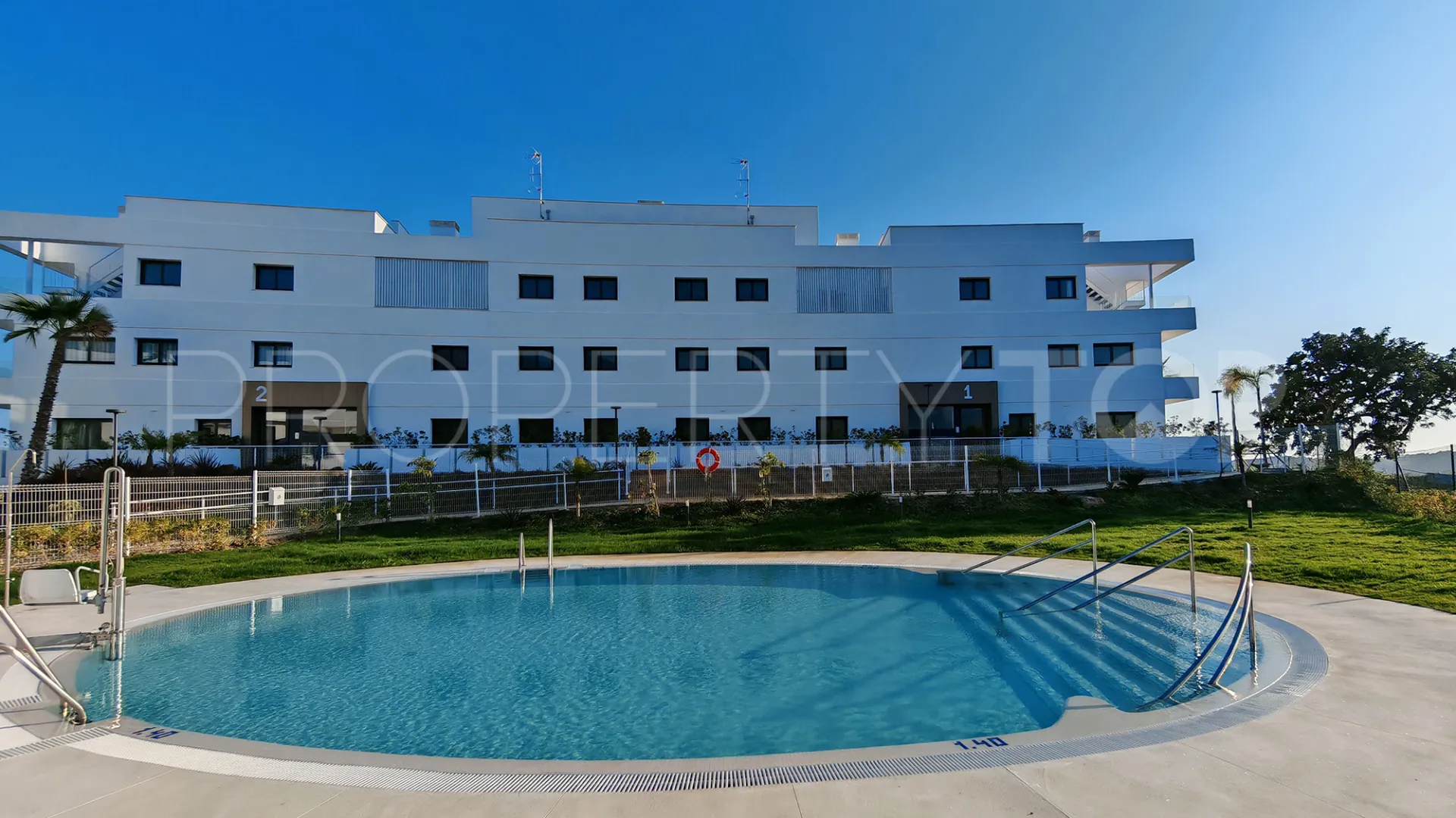 Estepona 2 bedrooms apartment for sale