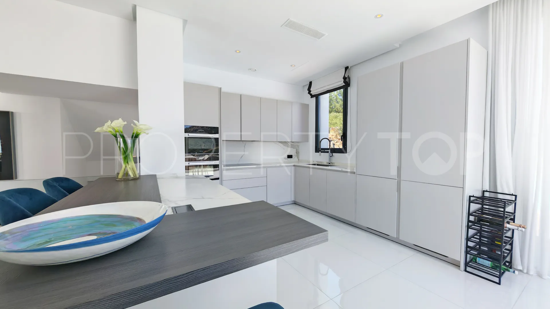 Monte Mayor villa for sale