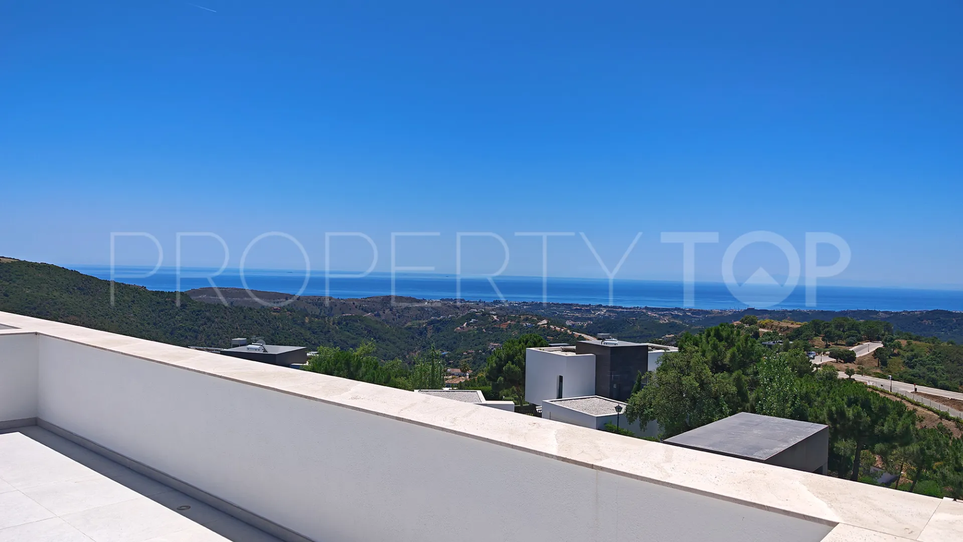 Monte Mayor villa for sale