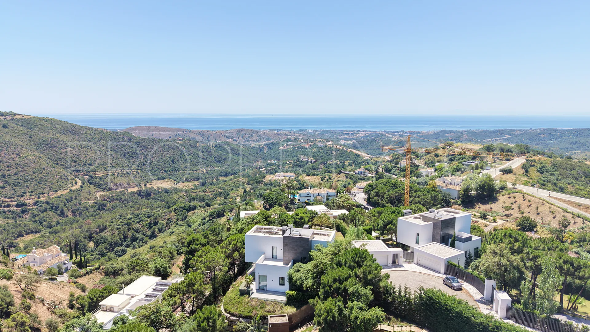 Monte Mayor villa for sale