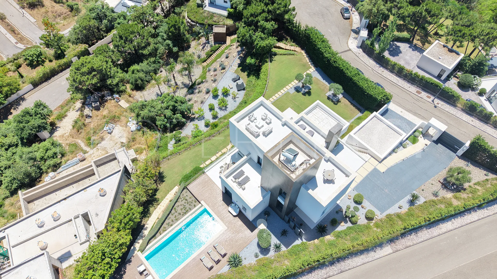 Monte Mayor villa for sale
