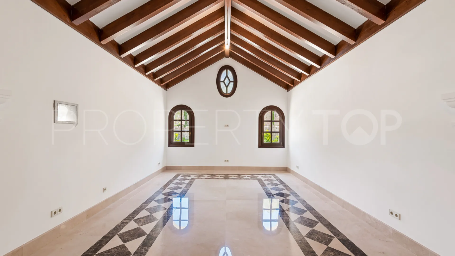 Villa a la venta en La Zagaleta con 10 dormitorios
