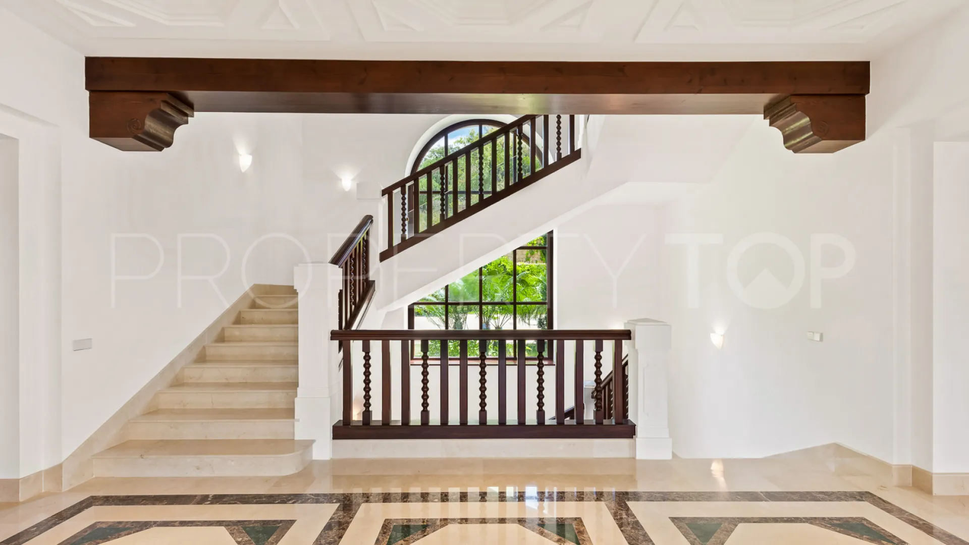 Villa a la venta en La Zagaleta con 10 dormitorios