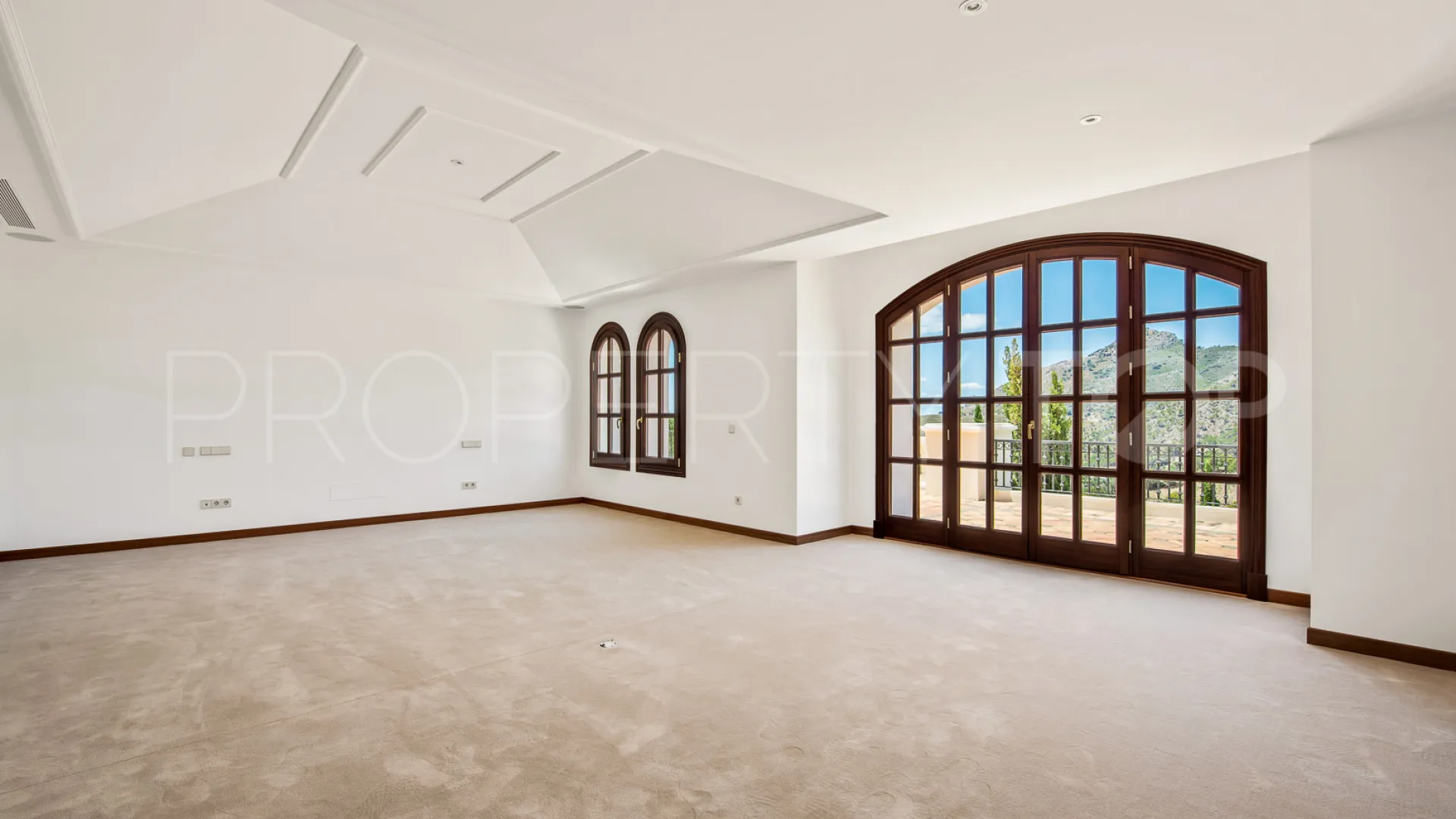 Villa a la venta en La Zagaleta con 10 dormitorios