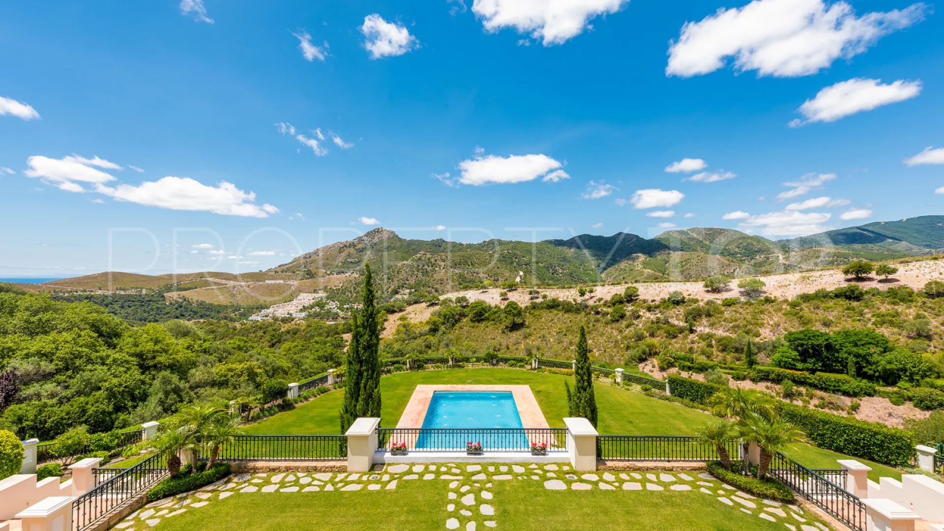 Villa a la venta en La Zagaleta con 10 dormitorios