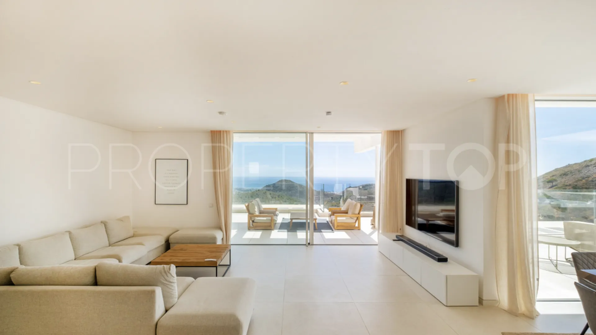 Penthouse for sale in Palo Alto with 3 bedrooms