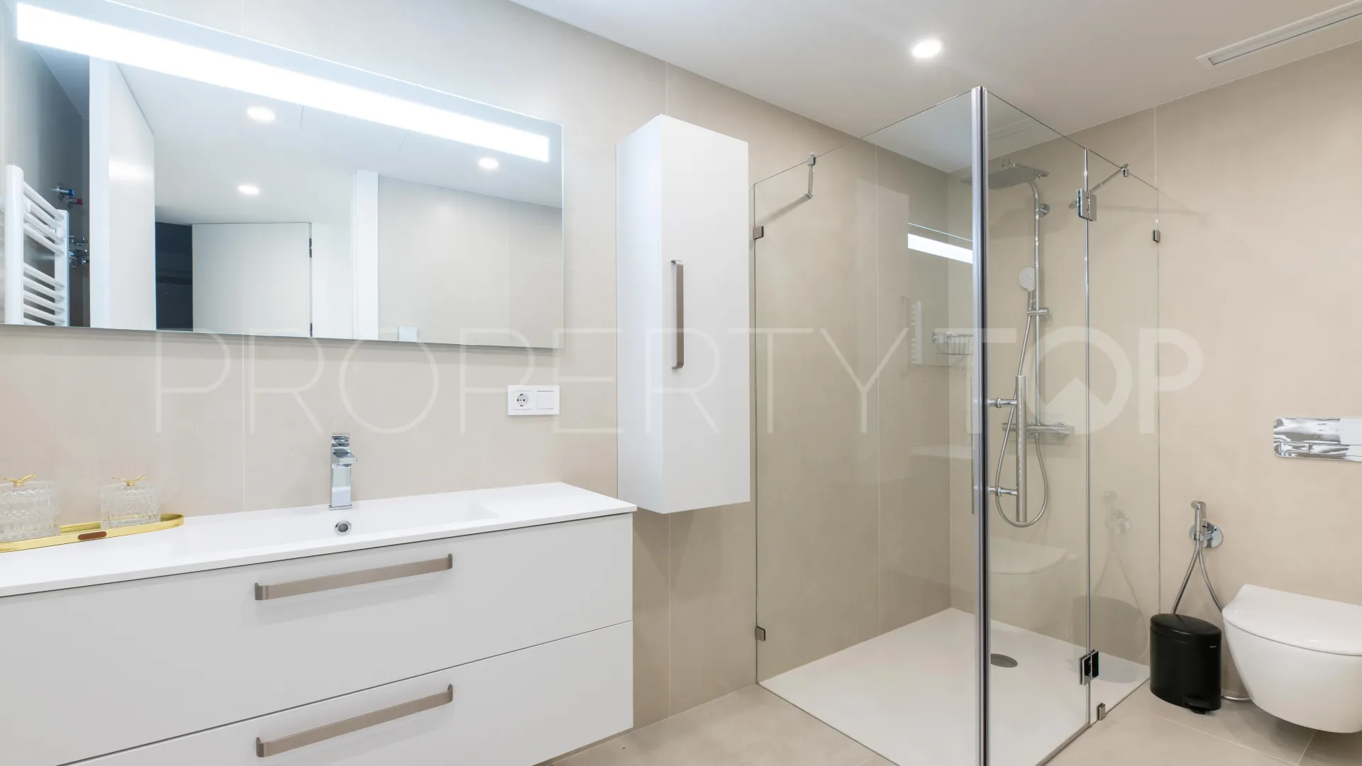 Apartamento en venta en 9 Lions Residences