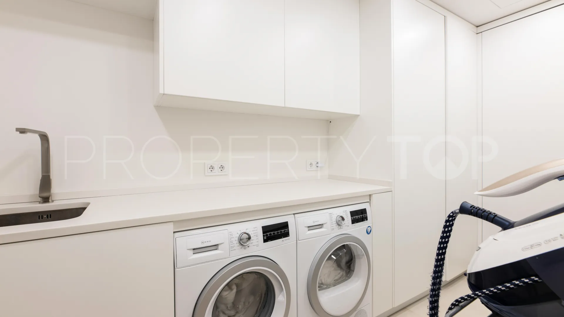 Apartamento en venta en 9 Lions Residences