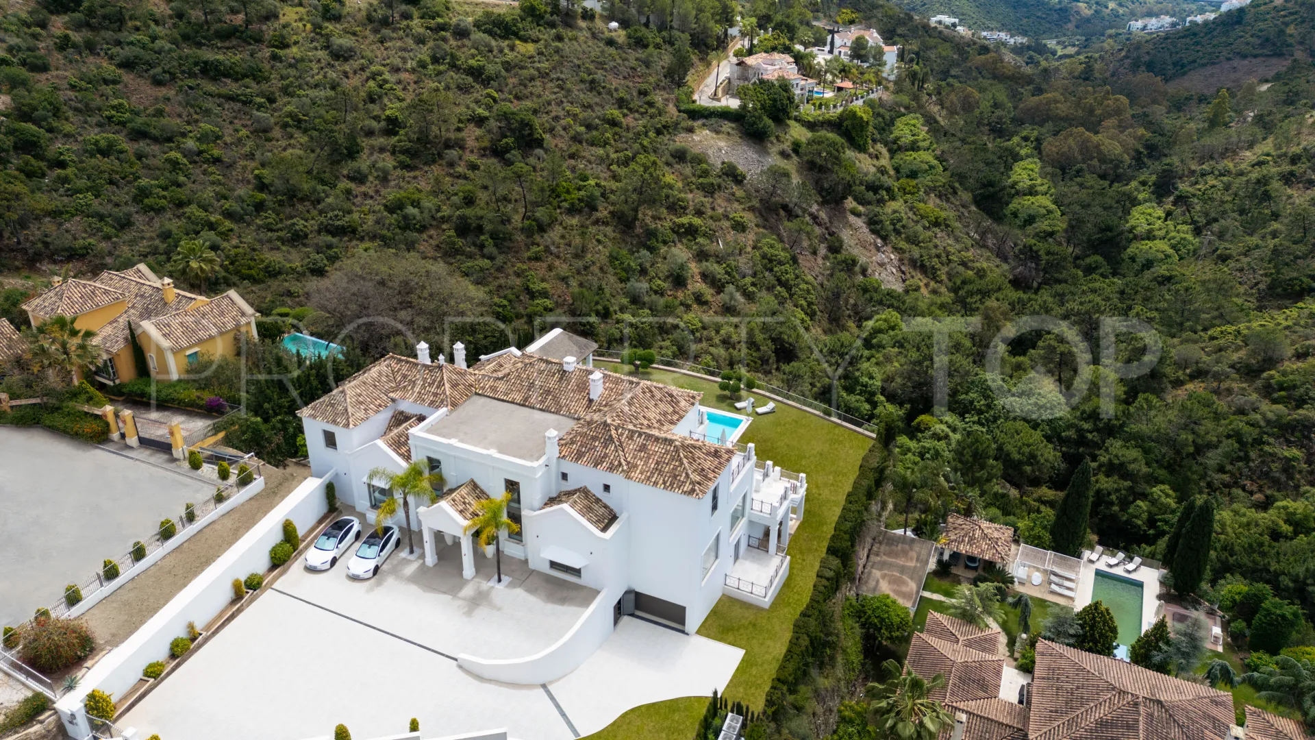 For sale villa with 5 bedrooms in El Madroñal