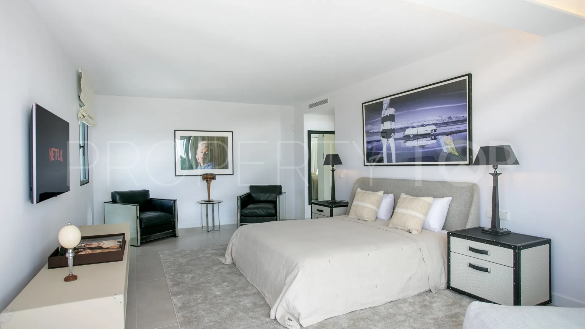 Villa en venta en Nagüeles
