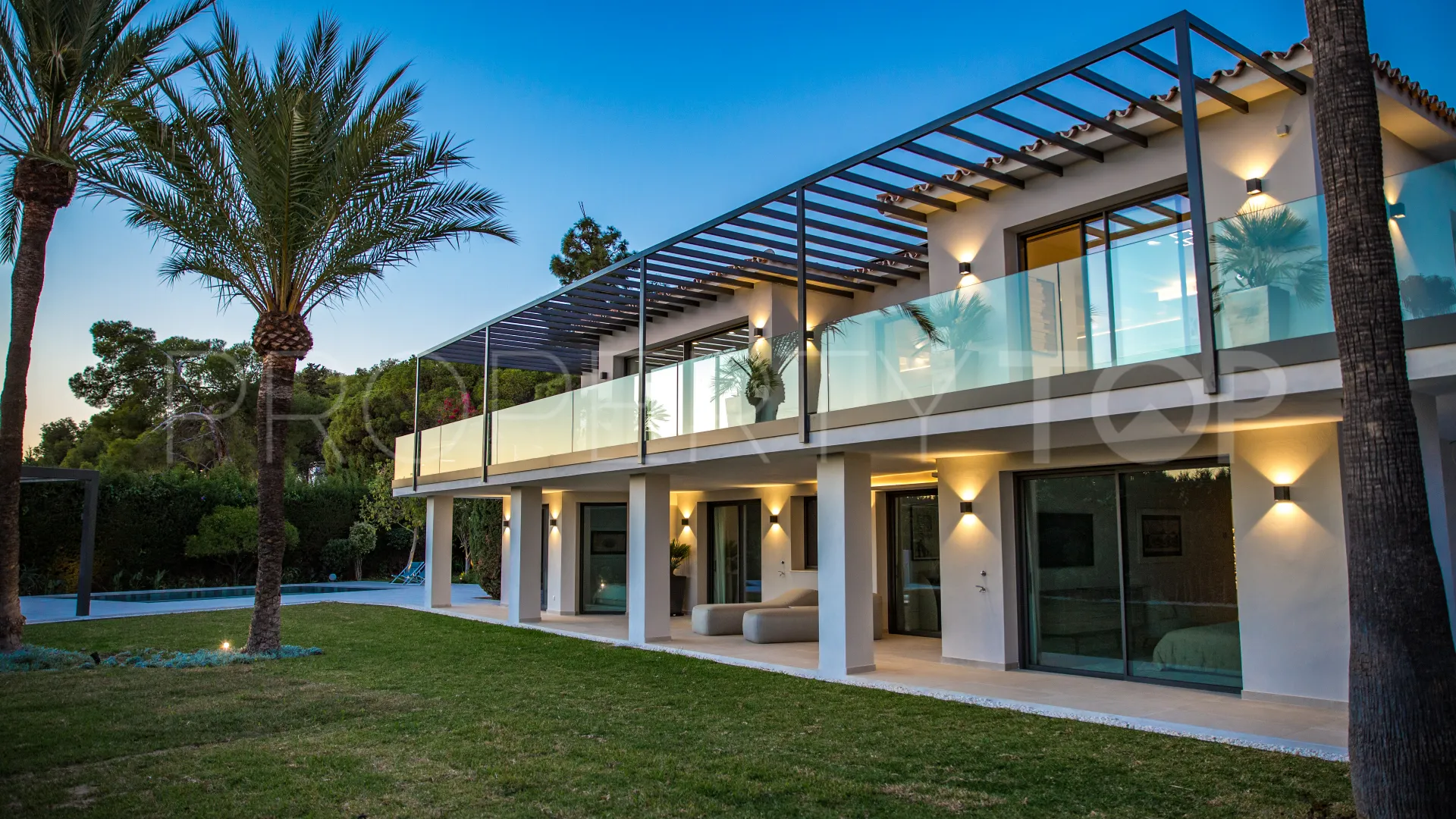 Villa en venta en Nagüeles