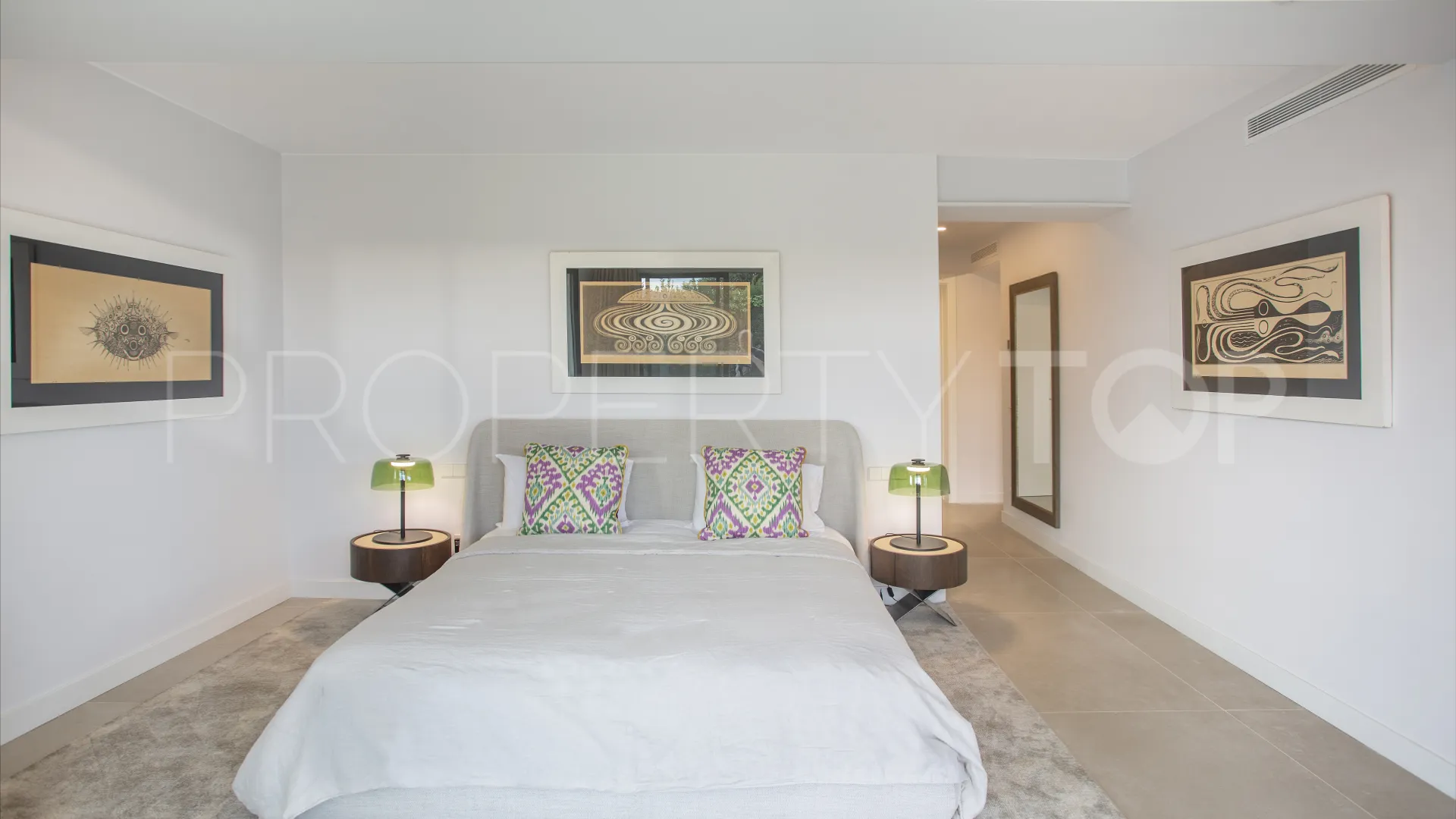 Villa en venta en Nagüeles