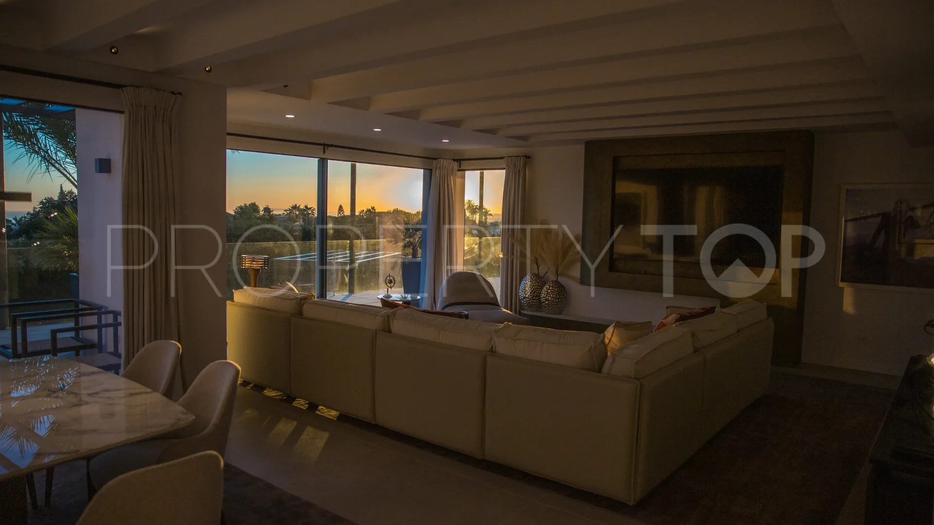 Villa en venta en Nagüeles