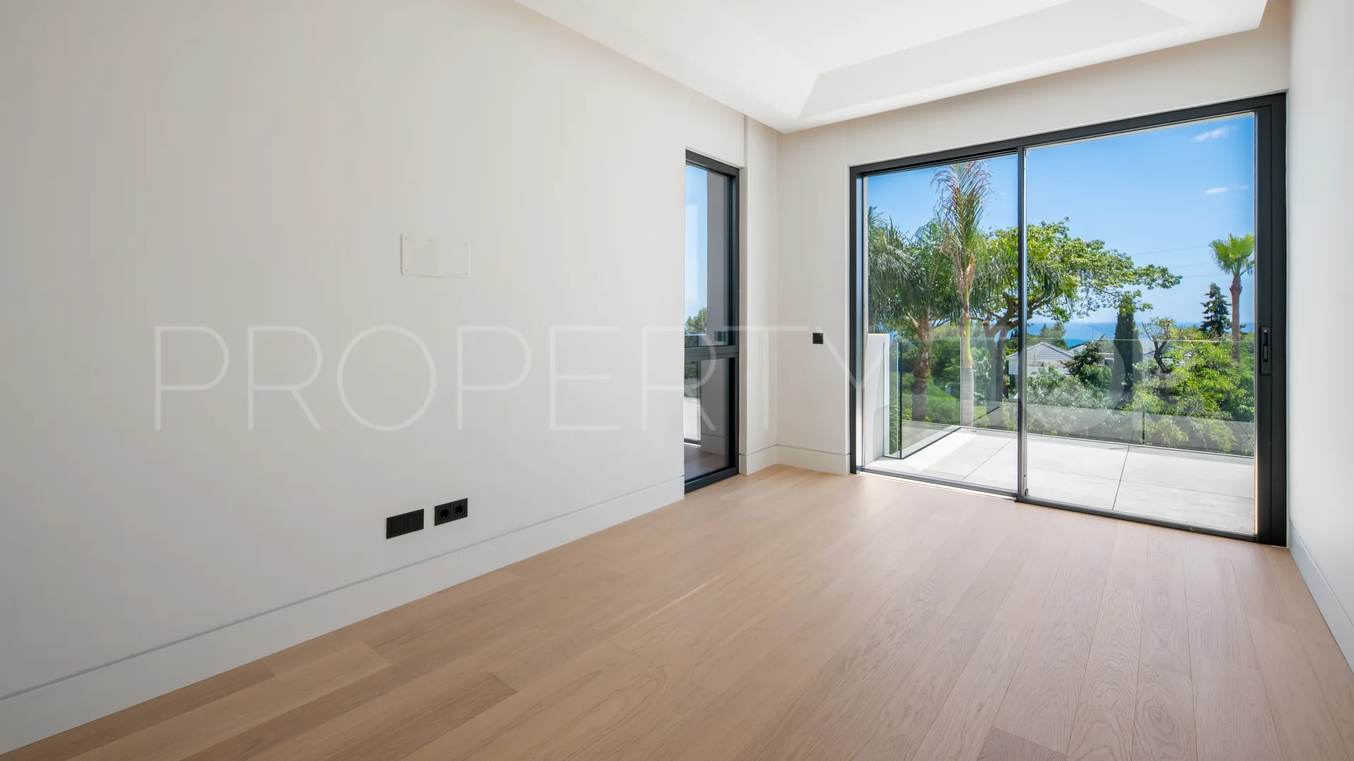 Villa en venta en Rocio de Nagüeles con 6 dormitorios
