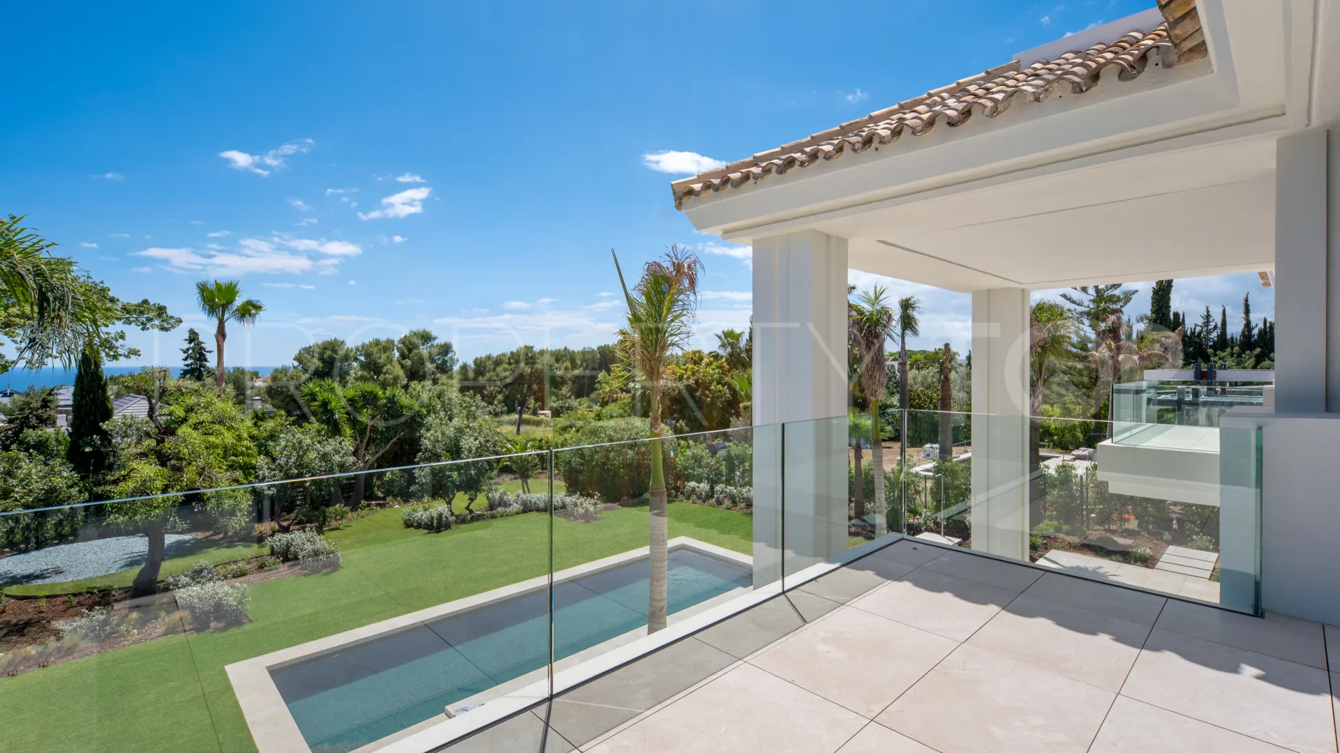 Villa en venta en Rocio de Nagüeles con 6 dormitorios