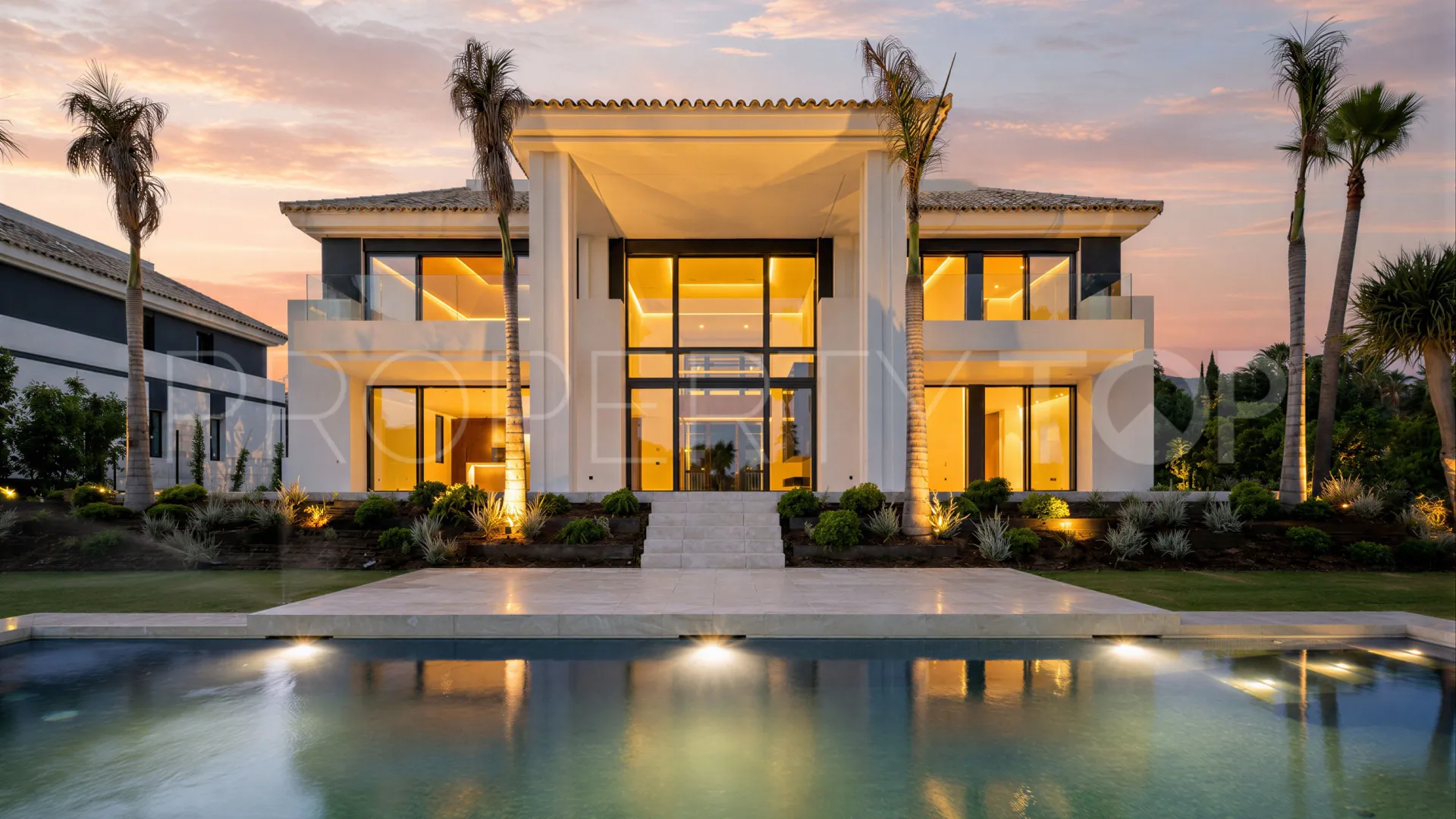 Villa en venta en Rocio de Nagüeles con 6 dormitorios