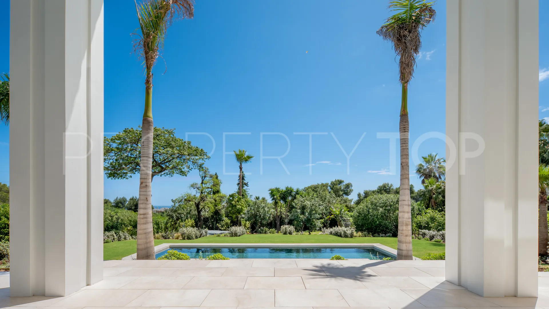 Villa en venta en Rocio de Nagüeles con 6 dormitorios