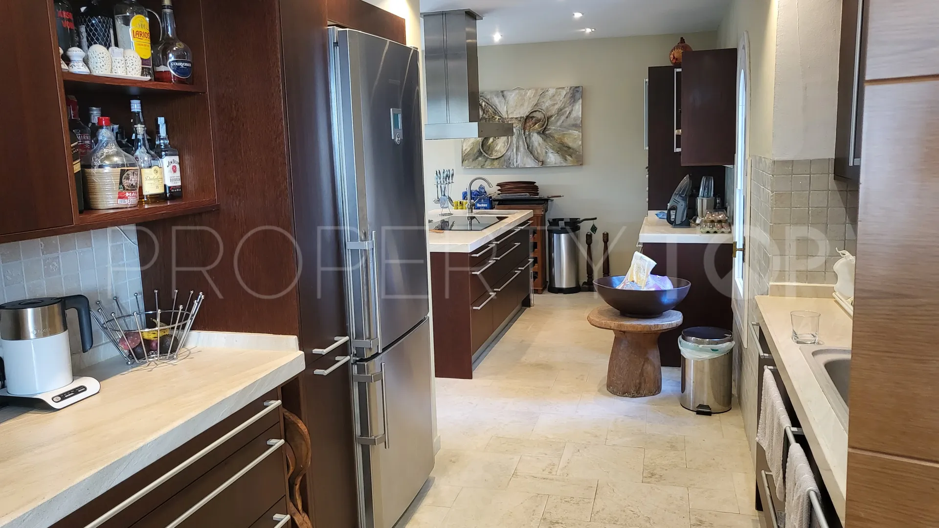 Villa en venta de 5 dormitorios en Aloha