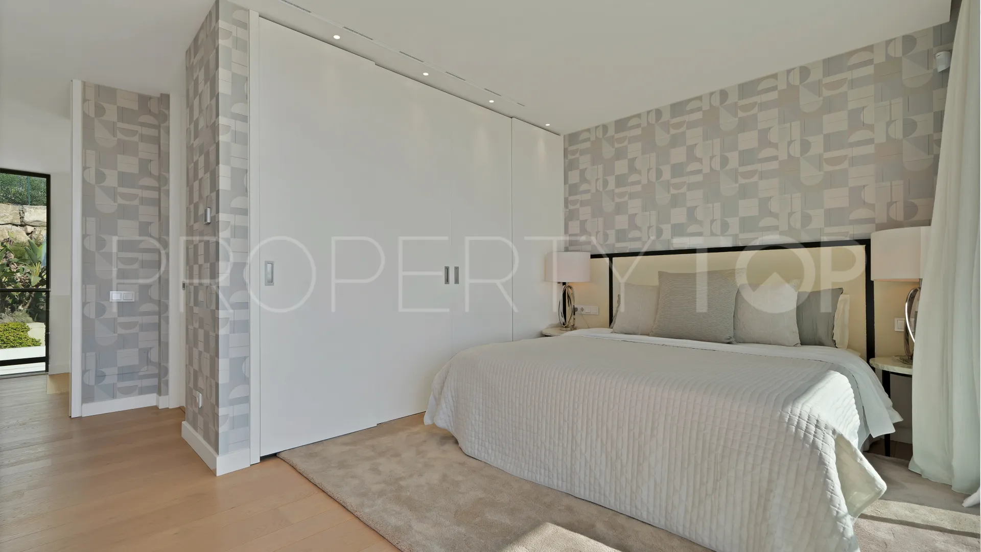 Villa en venta con 5 dormitorios en La Alqueria