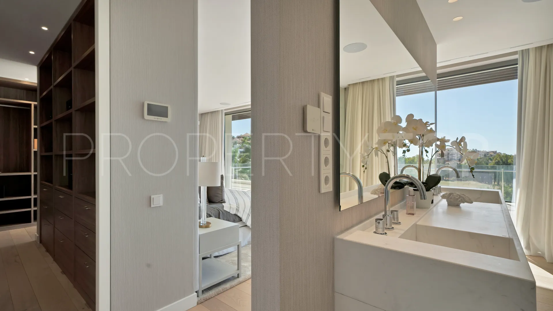 Villa en venta con 5 dormitorios en La Alqueria